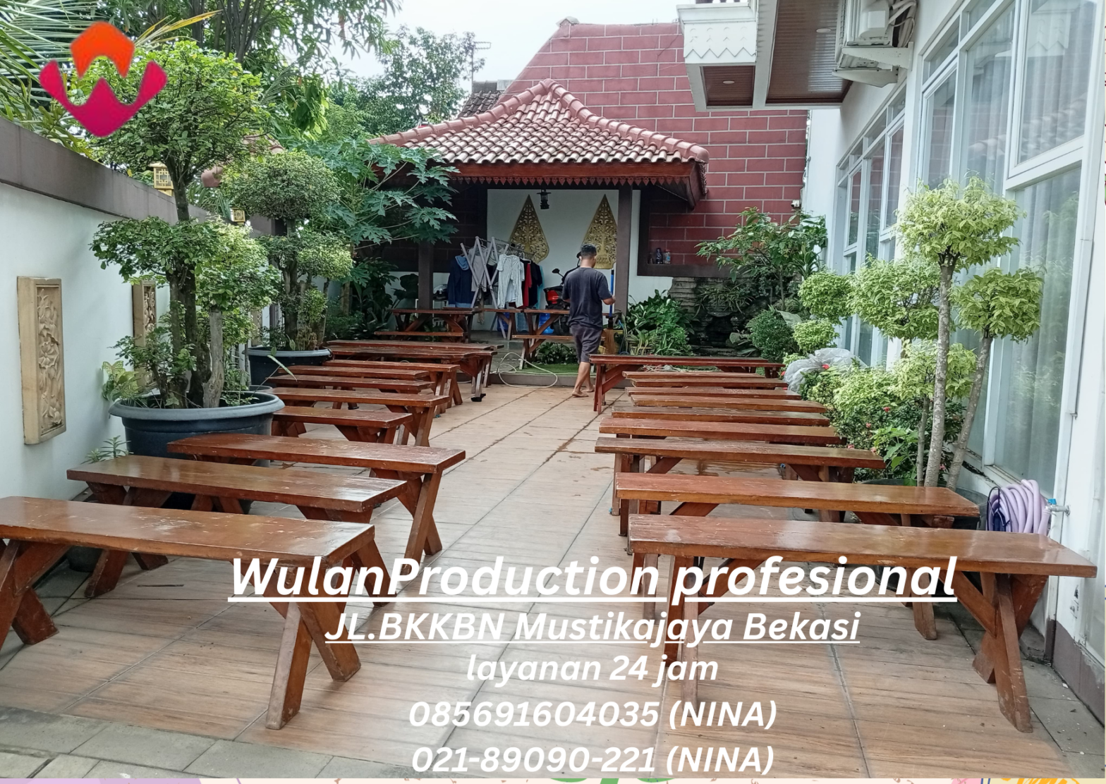 Rental Bangku Taman Kayu Model Kaki Silang Jakarta